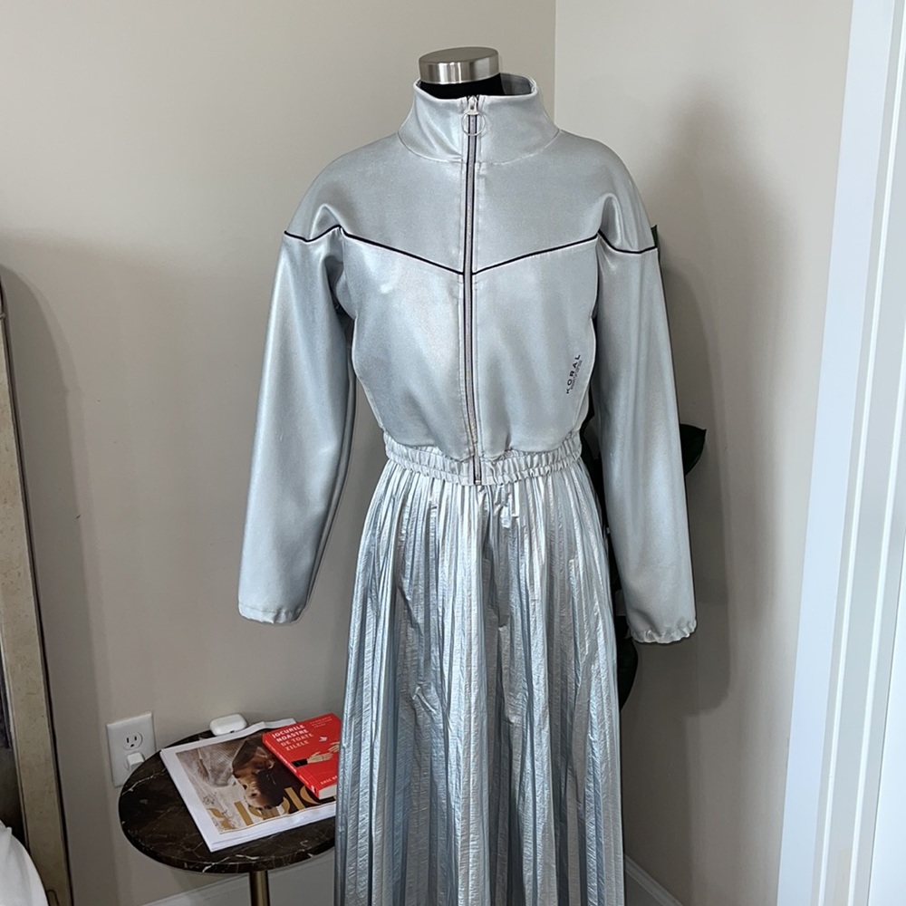 koral metalic silver jacket
